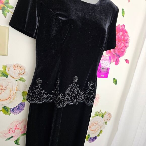 Womens Black Dress Gown by RM Richards - Karen Kwong  Velvet Size 8P NWT Formal - Picture 13 of 15